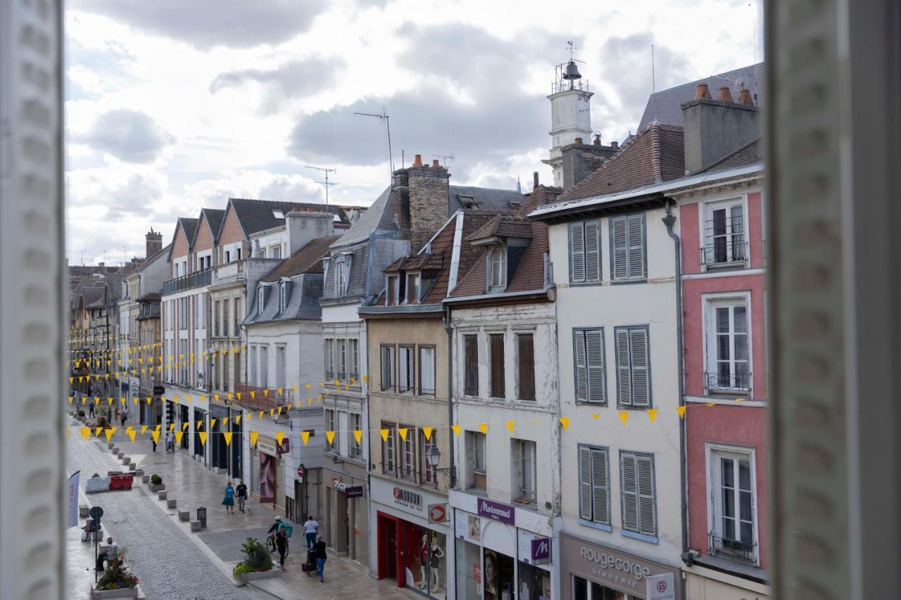 Exceptionnel Appart Haussmannien Au Coeur De Ville Troyes Exterior foto